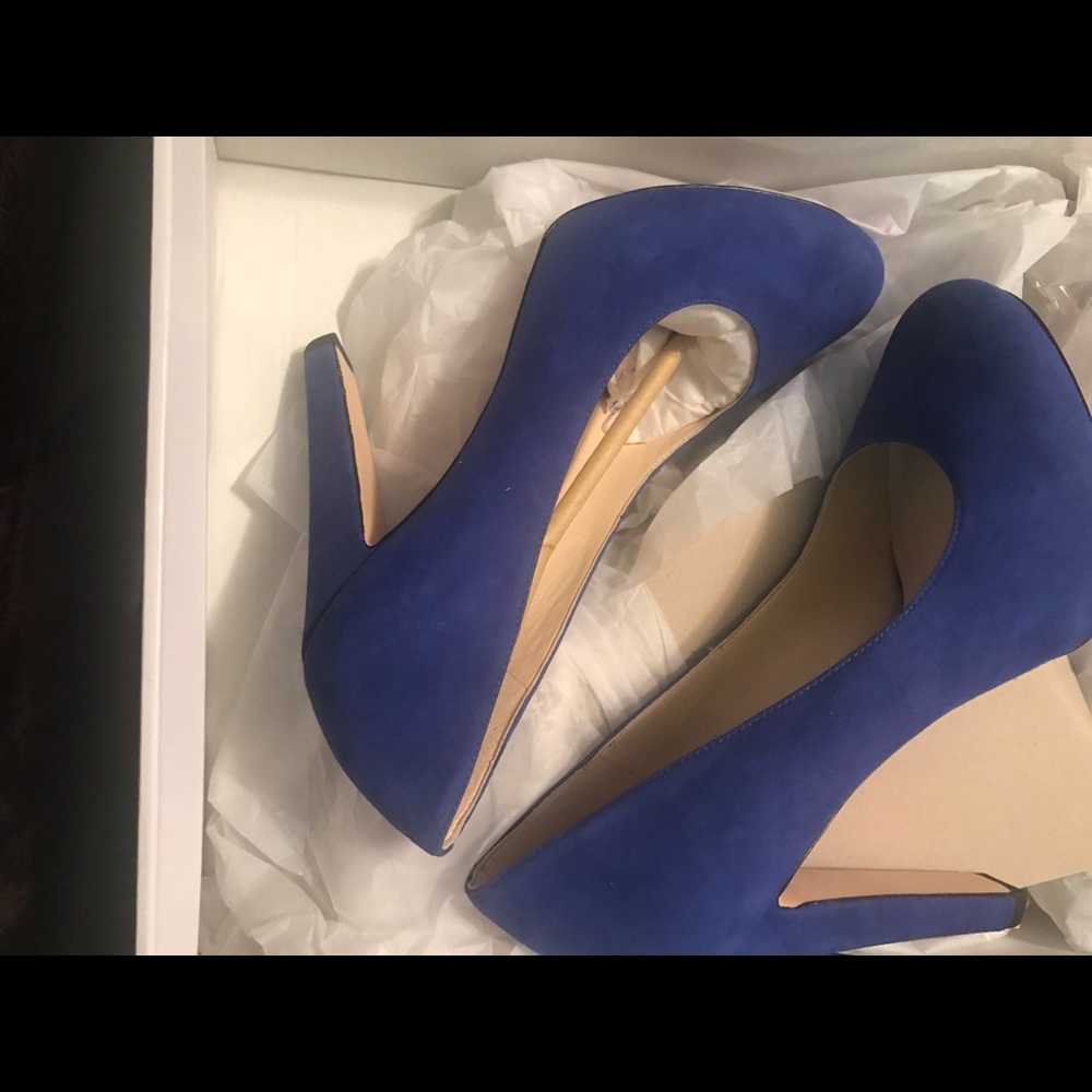 Nine West pumps
